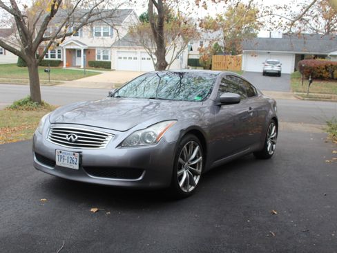 Used 2008 INFINITI G37 Journey w/ Premium Pkg image 1