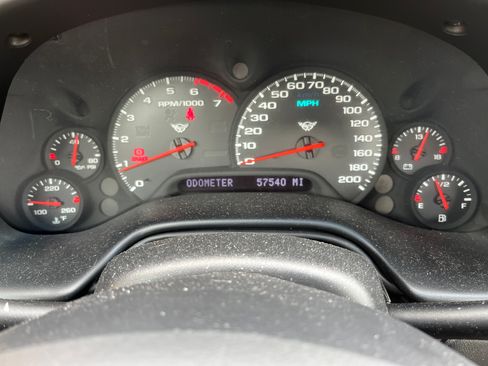 Used 2002 Chevrolet Corvette Convertible w/ Preferred Equipment Group2 RWD image 6