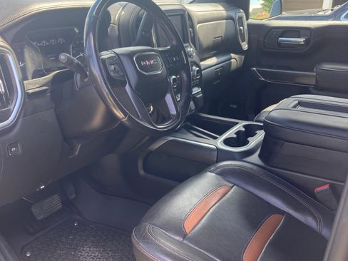 Used 2021 GMC Sierra 1500 AT4 w/ AT4 Premium Package AWD/4WD image 4