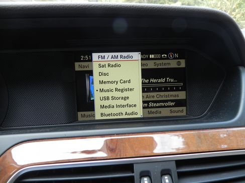 Used 2012 Mercedes-Benz C 350 Sport image 22