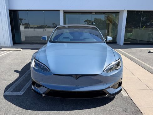 Used 2026 Tesla Model S Plaid AWD/4WD image 1