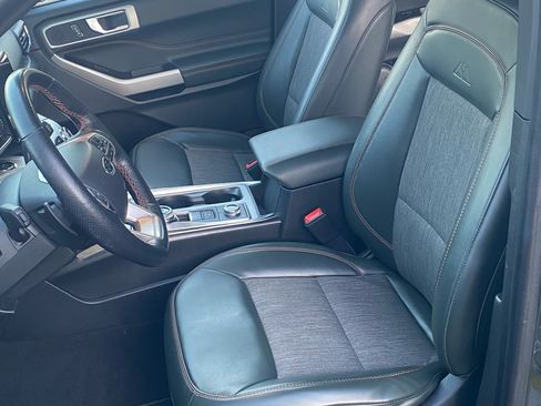Used 2022 Ford Explorer Timberline image 14