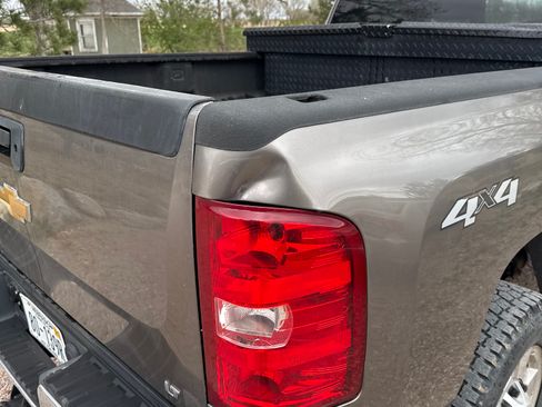 Used 2014 Chevrolet Silverado 2500 LT w/ Interior Plus Package AWD/4WD image 6