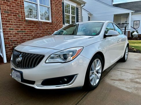 Used 2015 Buick Regal Premium image 4