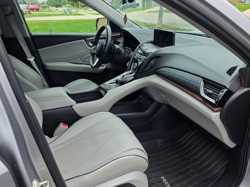 Used 2019 Acura RDX AWD w/ Advance Package image 9