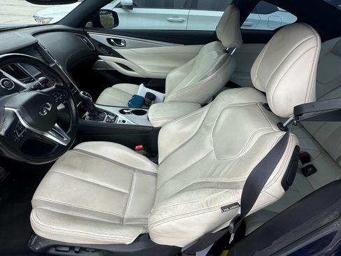 Used 2017 INFINITI Q60 Red Sport 400 image 8