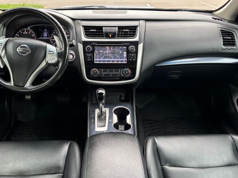 Used 2018 Nissan Altima 2.5 SR w/ SR Special Edition FWD image 5