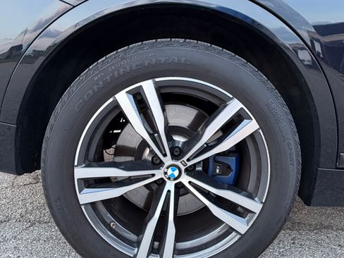 Used 2020 BMW X7 M50i AWD/4WD image 11