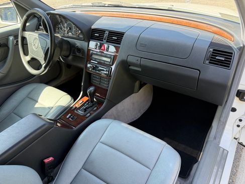 Used 1998 Mercedes-Benz C 280 Sedan image 32