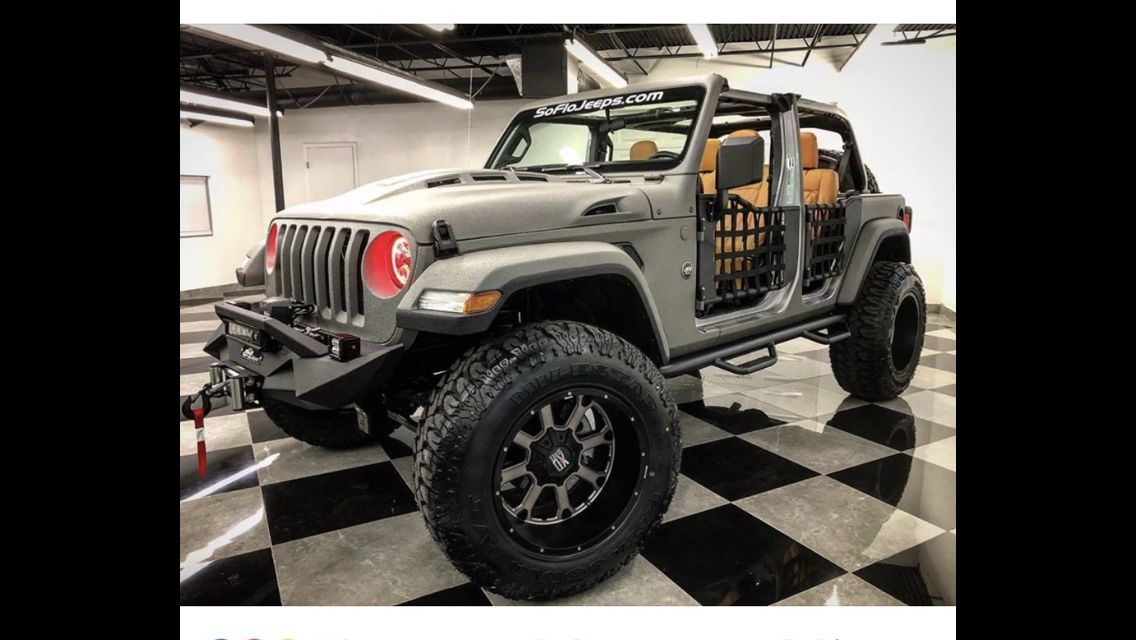 Used 2018 Jeep Wrangler Unlimited Sport S AWD/4WD image 1