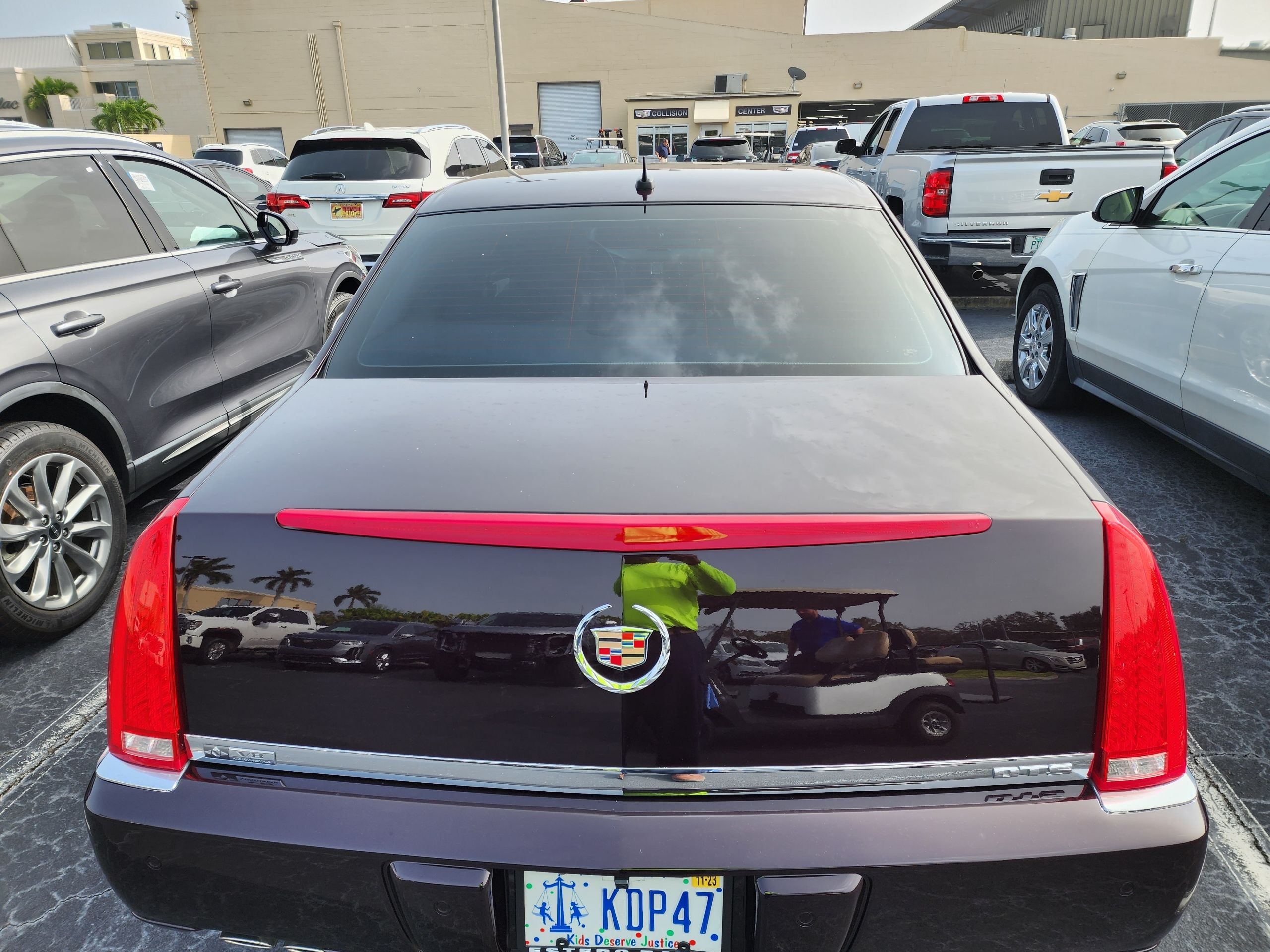 Used 2008 Cadillac DTS w/ Sun And Navigation Package FWD image 18