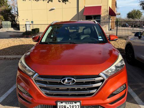 Used 2016 Hyundai Tucson Limited image 1
