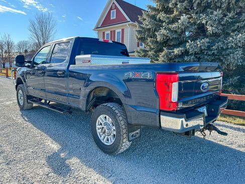 Used 2019 Ford F350 XLT w/ XLT Value Package image 4