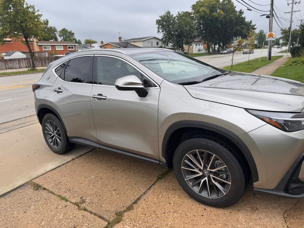 Used 2023 Lexus NX 350 AWD image 4