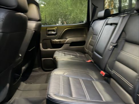 Used 2016 GMC Sierra 2500 Denali w/ Duramax Plus Package AWD/4WD image 16