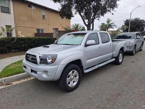Used 2006 Toyota Tacoma PreRunner image 4