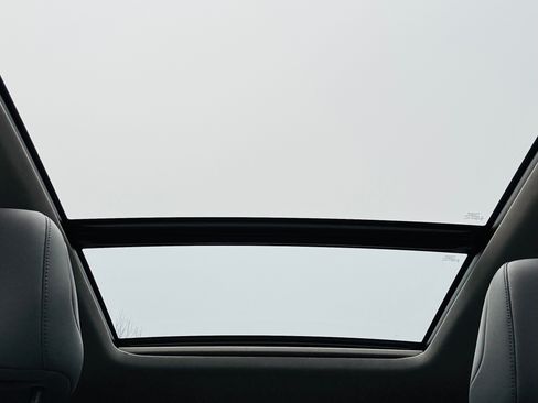 Used 2021 Toyota Highlander Platinum image 14