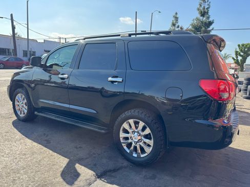 Used 2010 Toyota Sequoia Limited image 4