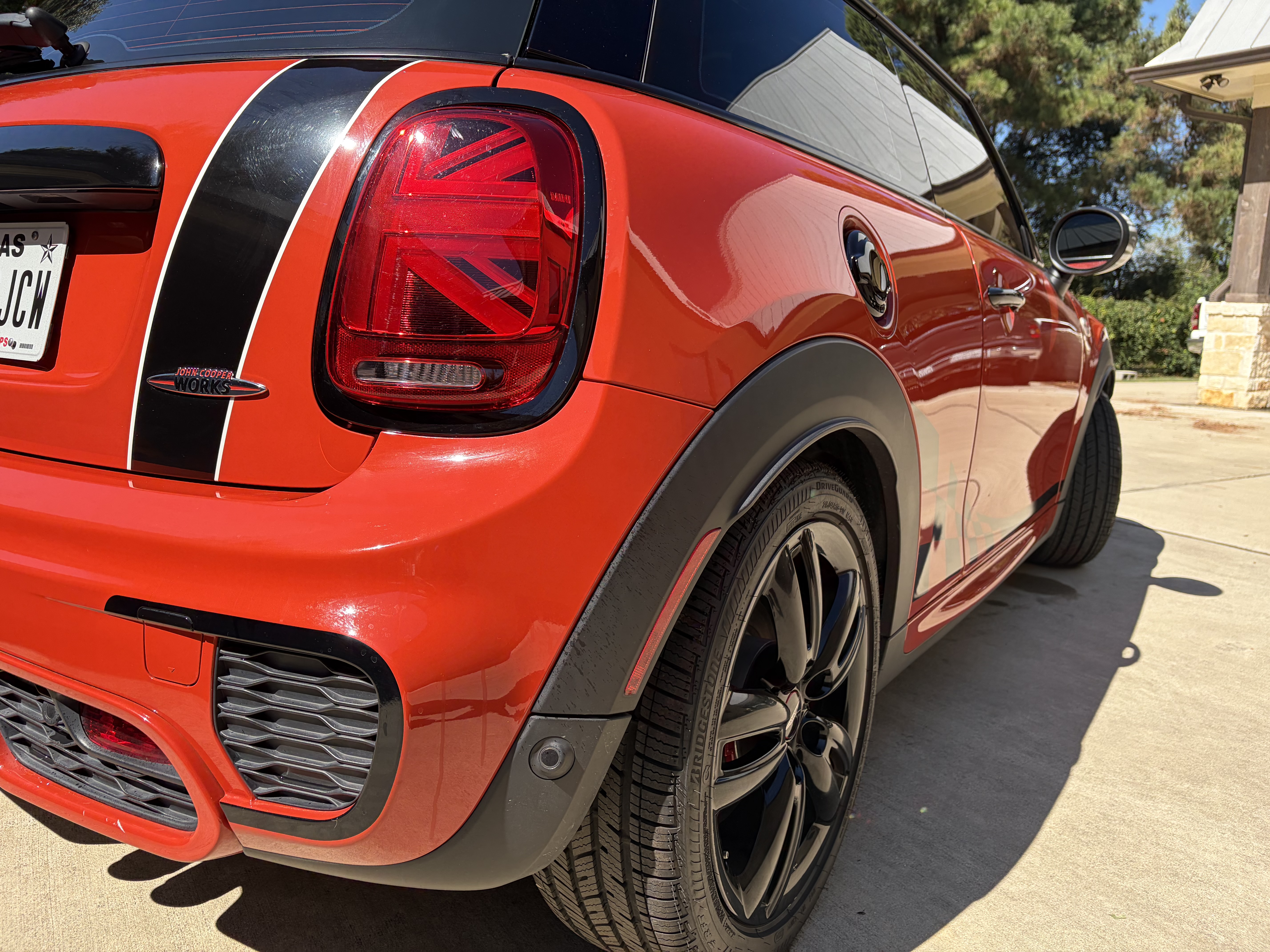 Used 2019 MINI Cooper John Cooper Works w/ Storage Package FWD image 16