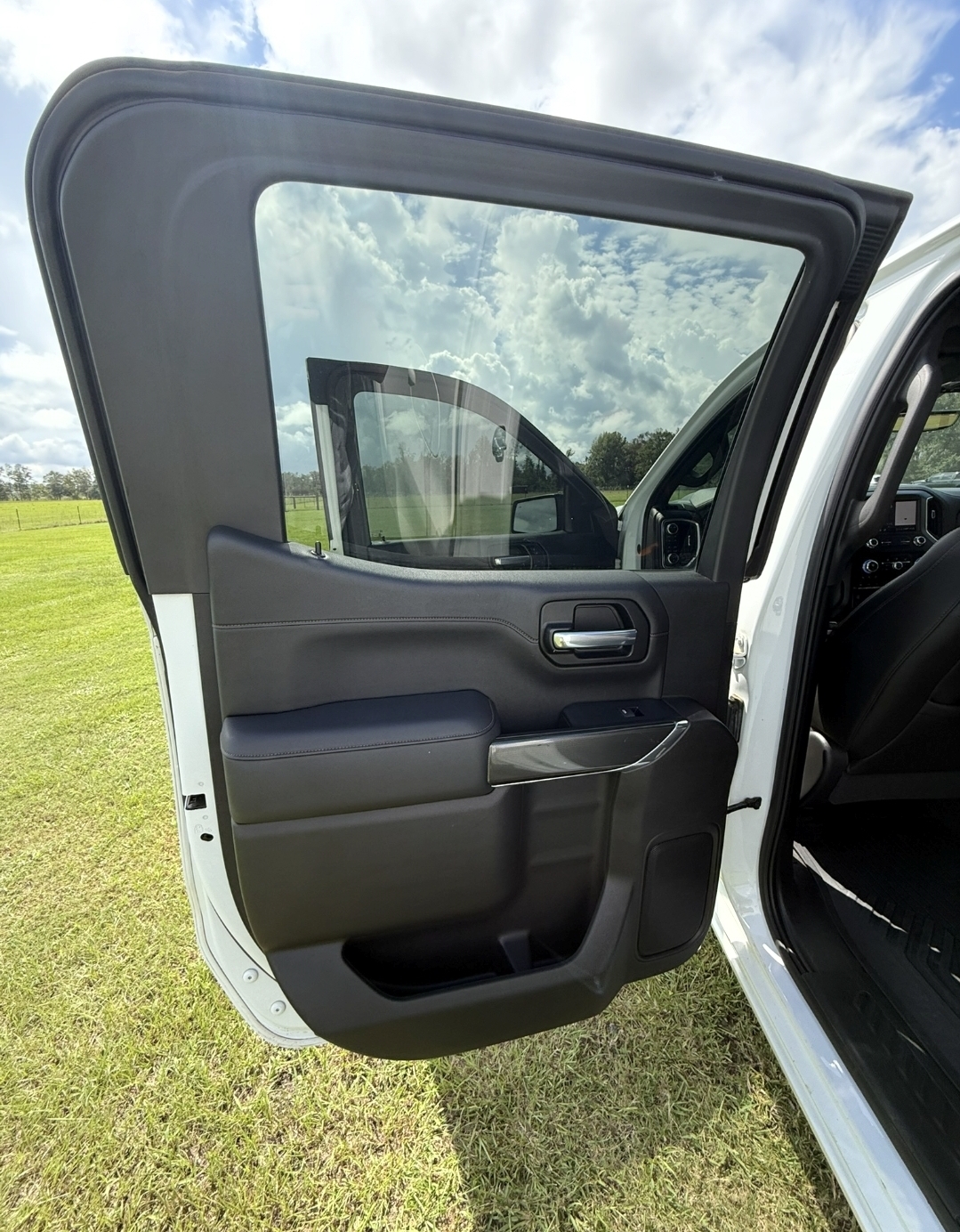 Used 2020 GMC Sierra 1500 AT4 w/ AT4 Premium Package AWD/4WD image 13