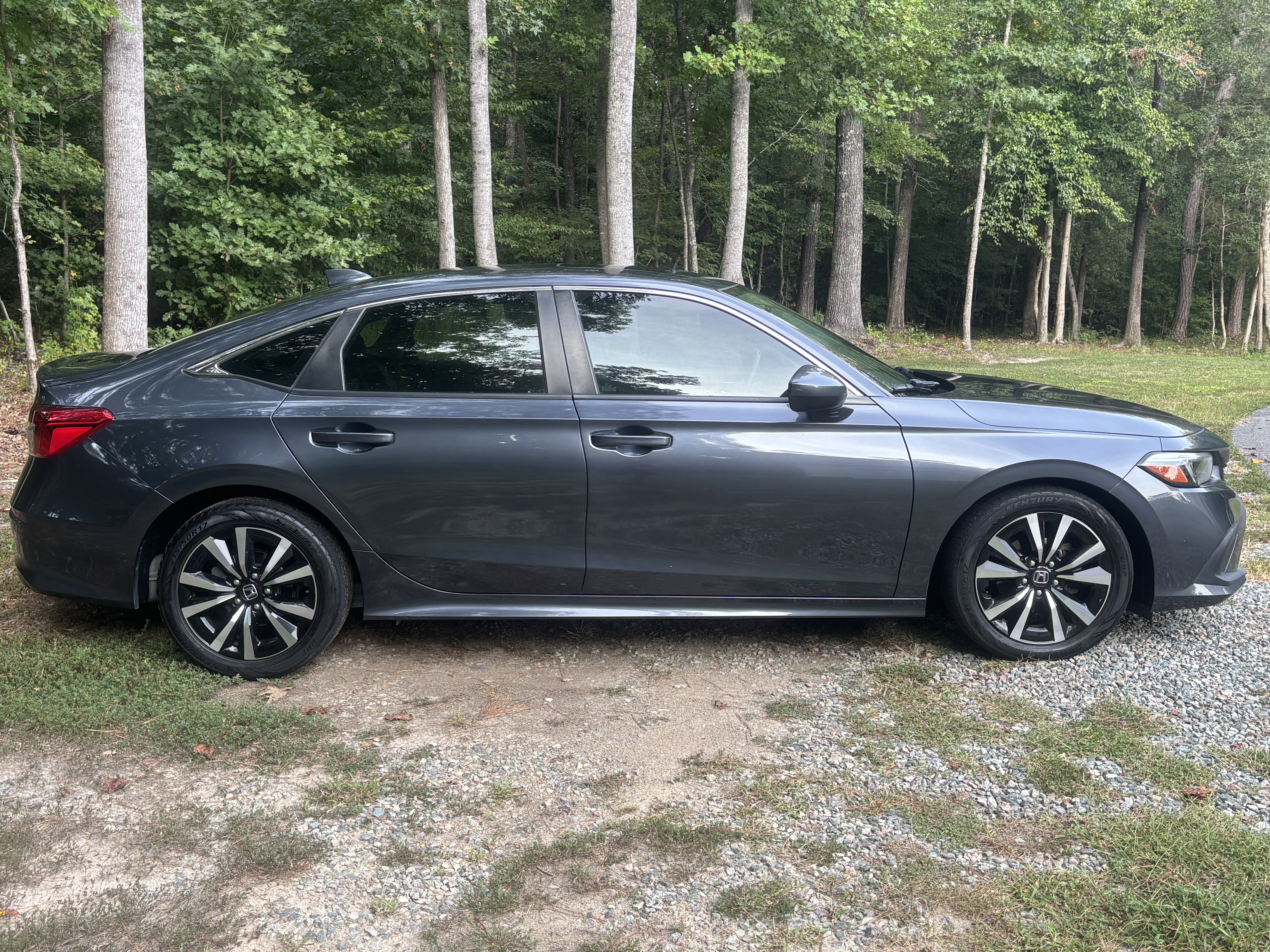 Used 2022 Honda Civic EX image 4