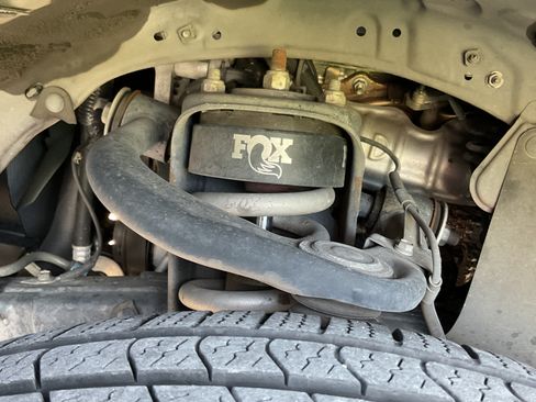 Used 2017 Toyota 4Runner SR5 Premium AWD/4WD image 23