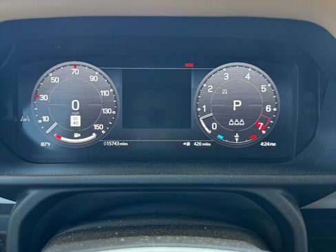 Used 2025 Land Rover Defender 110 S image 14