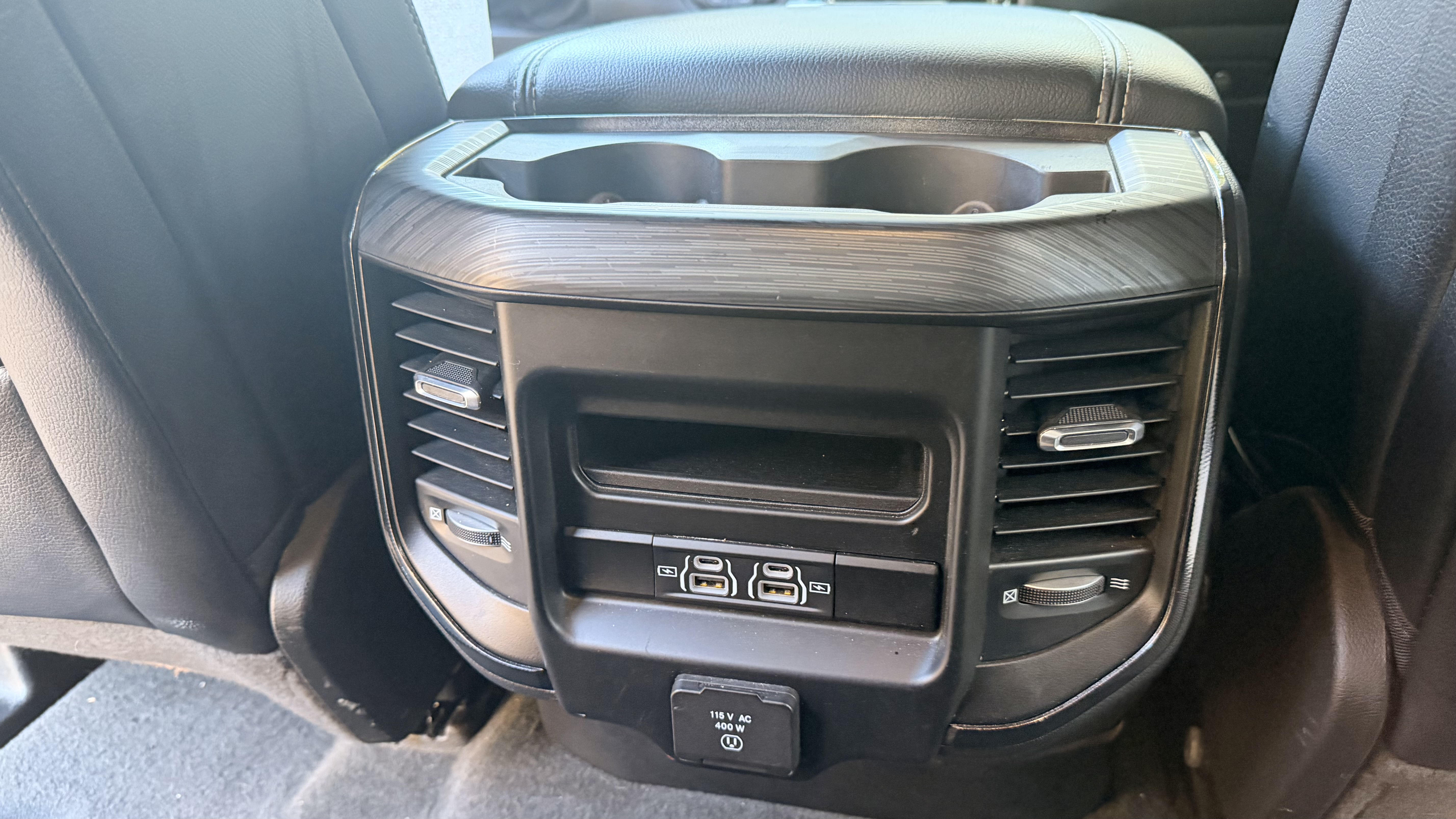Used 2023 RAM 1500 Laramie AWD/4WD image 14