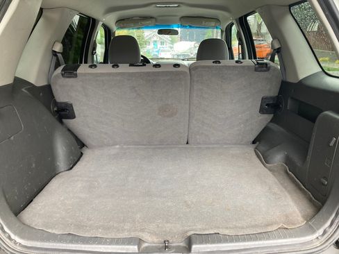 Used 2006 Ford Escape 4WD Hybrid image 9