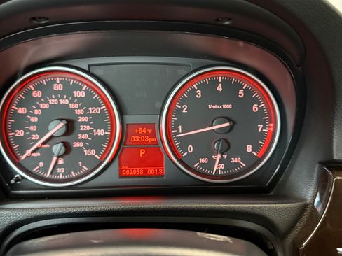 Used 2009 BMW 335i Convertible image 13