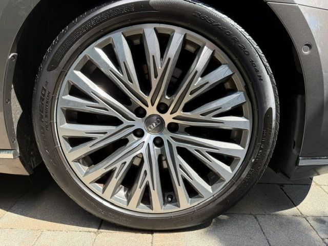 Used 2019 Audi A8 L 3.0T w/ Executive Package AWD/4WD image 13