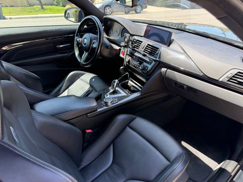 Used 2016 BMW M4 Coupe RWD image 31