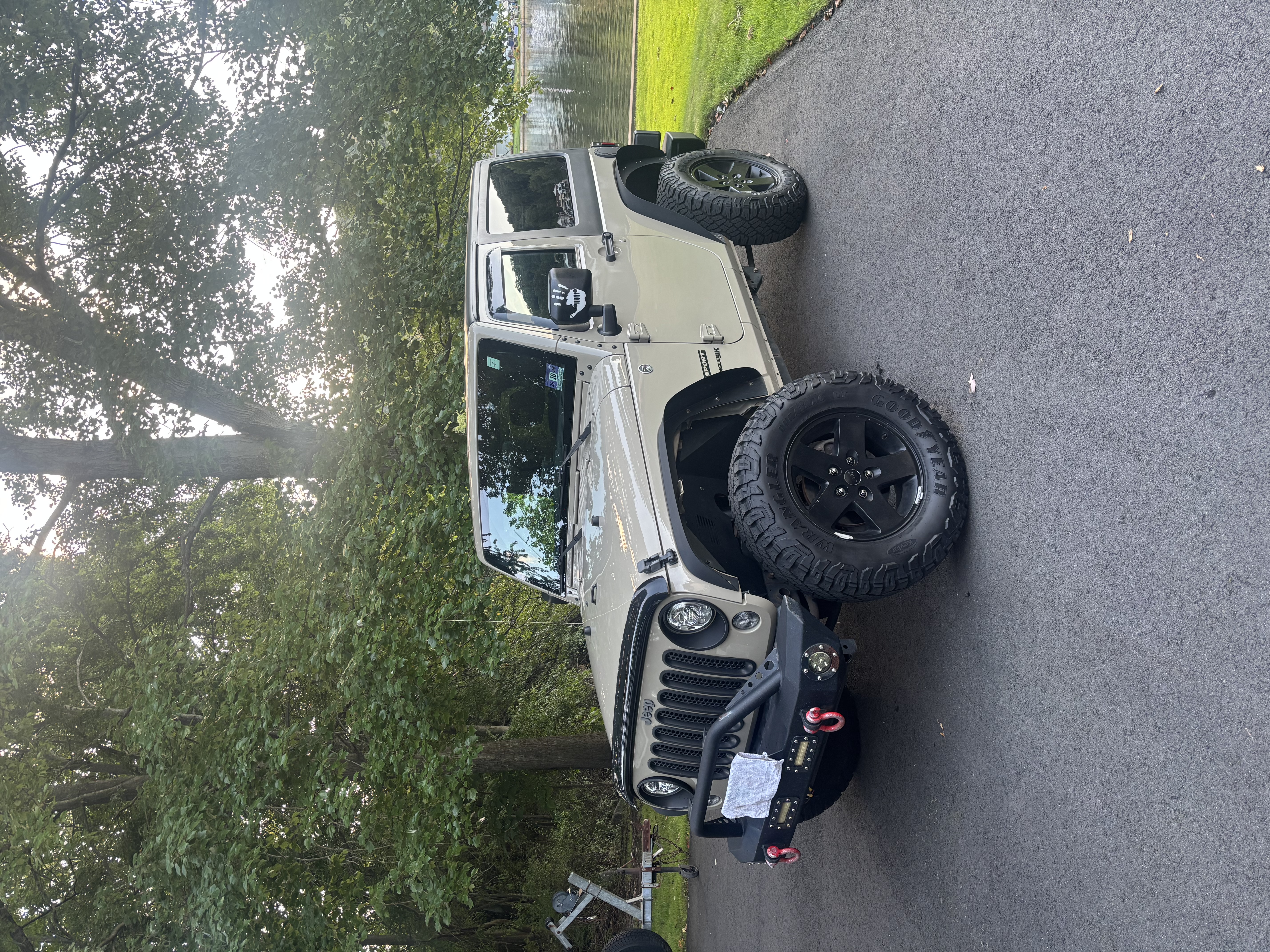 Used 2018 Jeep Wrangler Sport AWD/4WD image 1