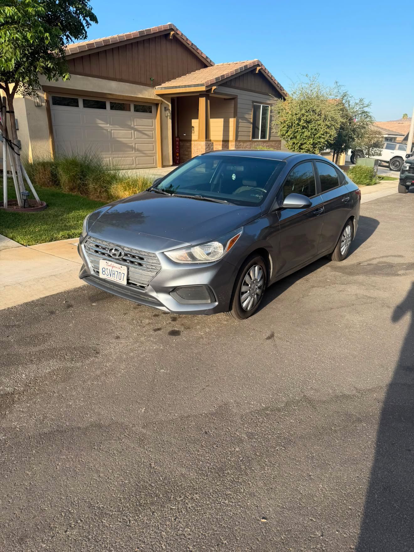 Used 2019 Hyundai Accent SE FWD image 2