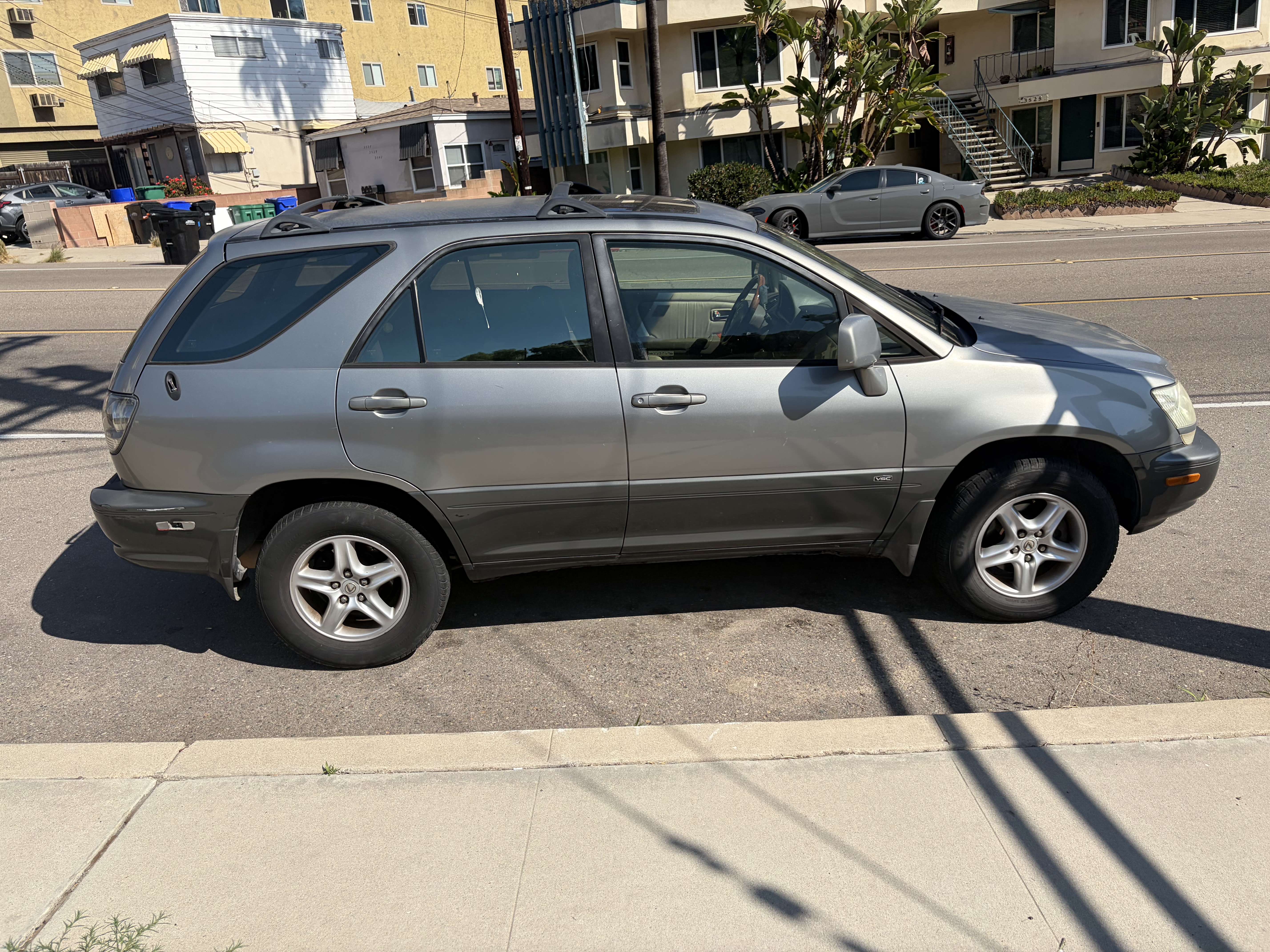 Used 2002 Lexus RX 300 FWD image 4
