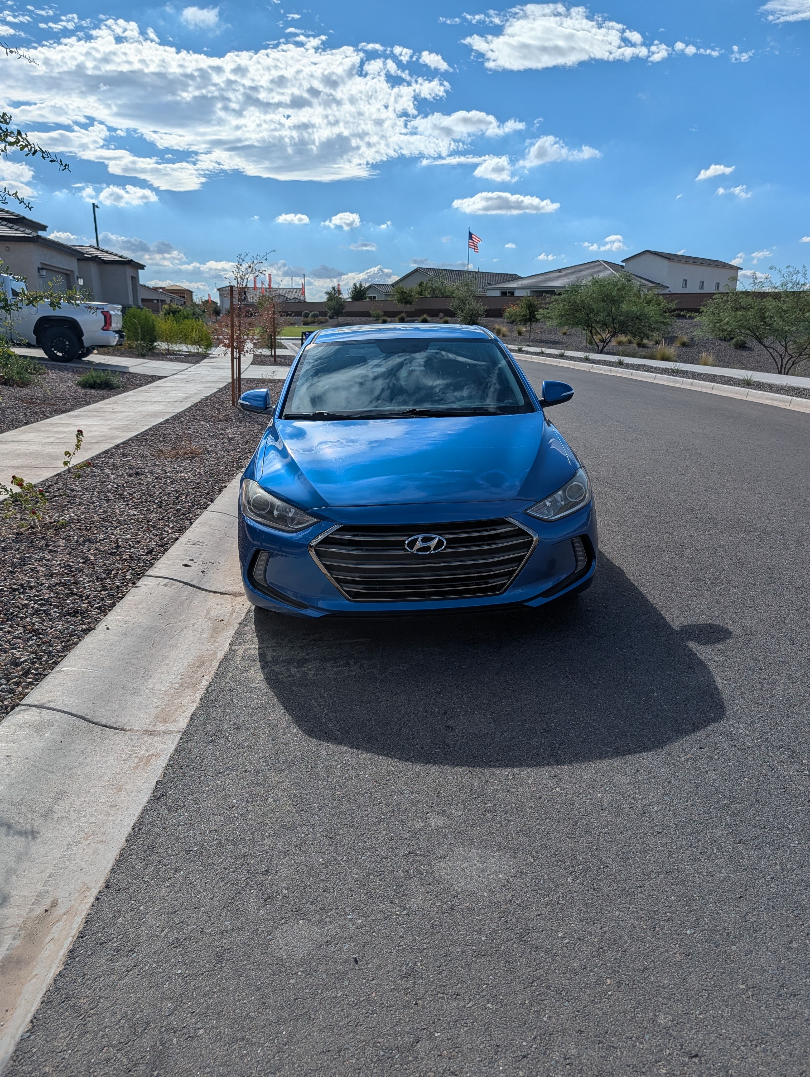 Used 2017 Hyundai Elantra Limited w/ Limited Tech Package 04 FWD image 10
