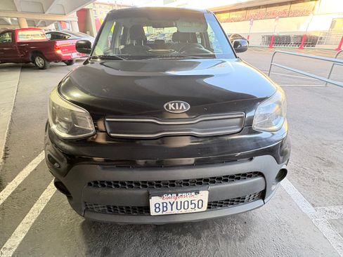 Used 2018 Kia Soul image 2