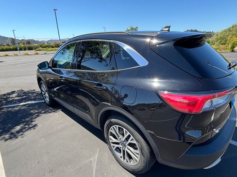Used 2022 Ford Escape SEL AWD/4WD image 5