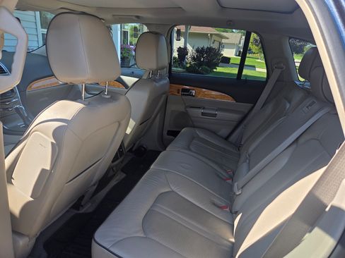 Used 2013 Lincoln MKX AWD image 8
