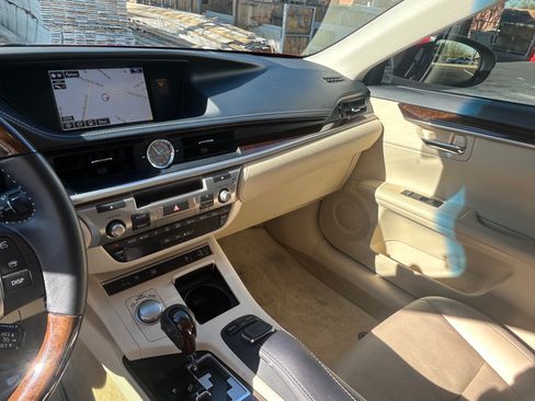 Used 2015 Lexus ES 350 image 11