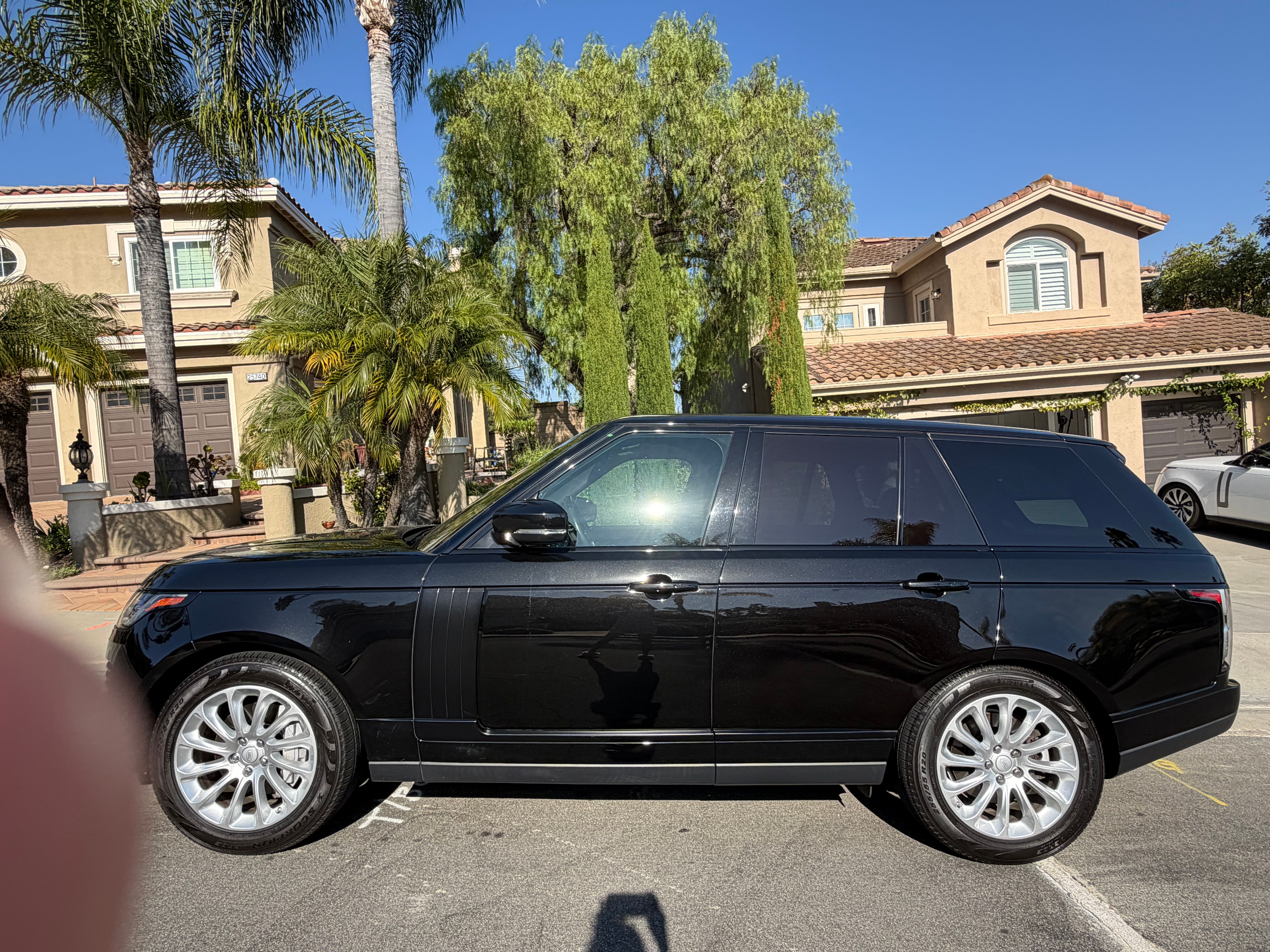 Used 2021 Land Rover Range Rover AWD/4WD image 13