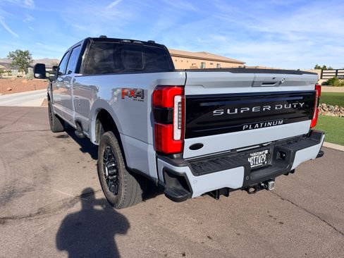 Used 2025 Ford F350 Platinum image 8