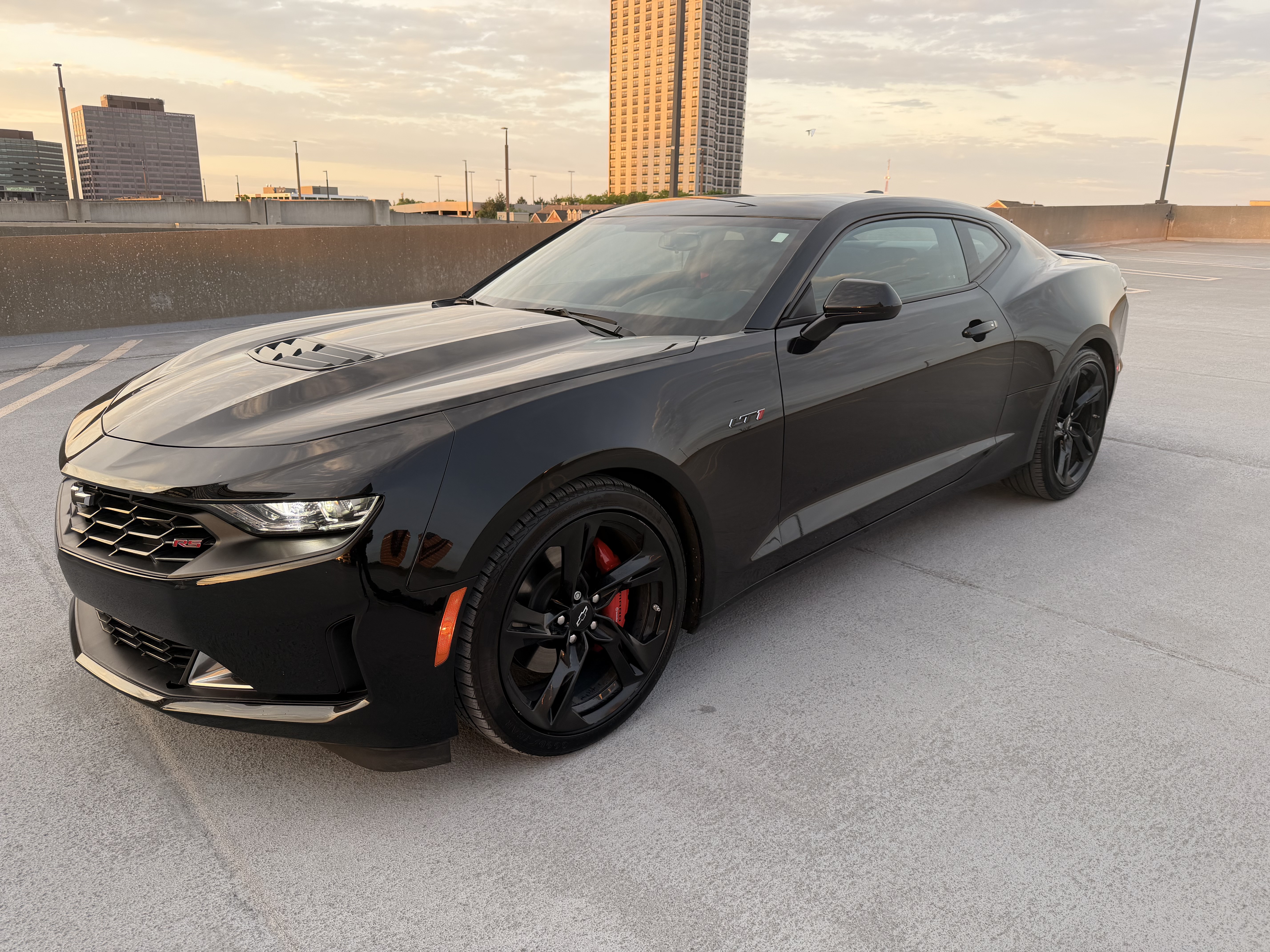 Used 2022 Chevrolet Camaro LT w/ RS Package RWD image 1