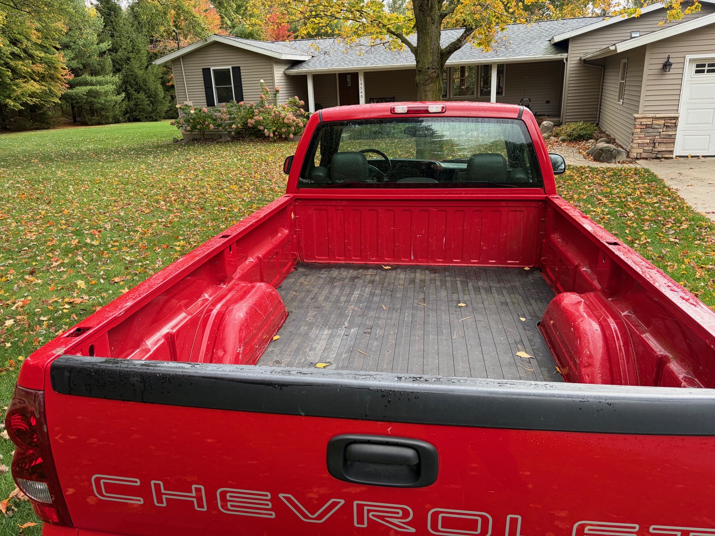 Used 2003 Chevrolet Silverado 1500 W/T RWD image 9
