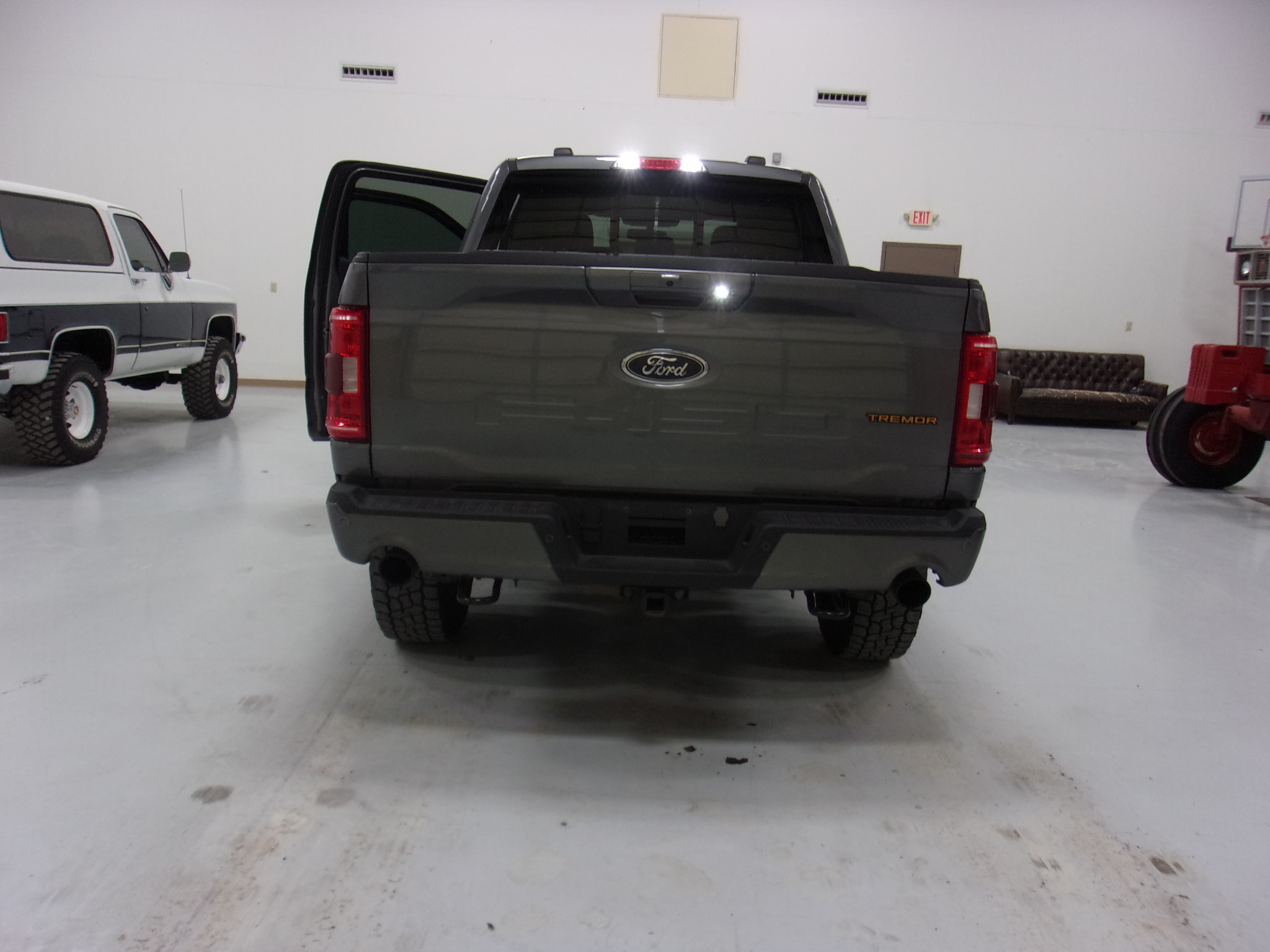 Used 2023 Ford F150 Tremor w/ Trailer Tow Package AWD/4WD image 27