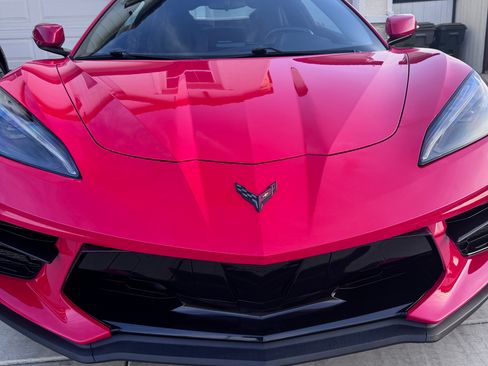 Used 2021 Chevrolet Corvette Stingray Coupe w/ Z51 Performance Package RWD image 6