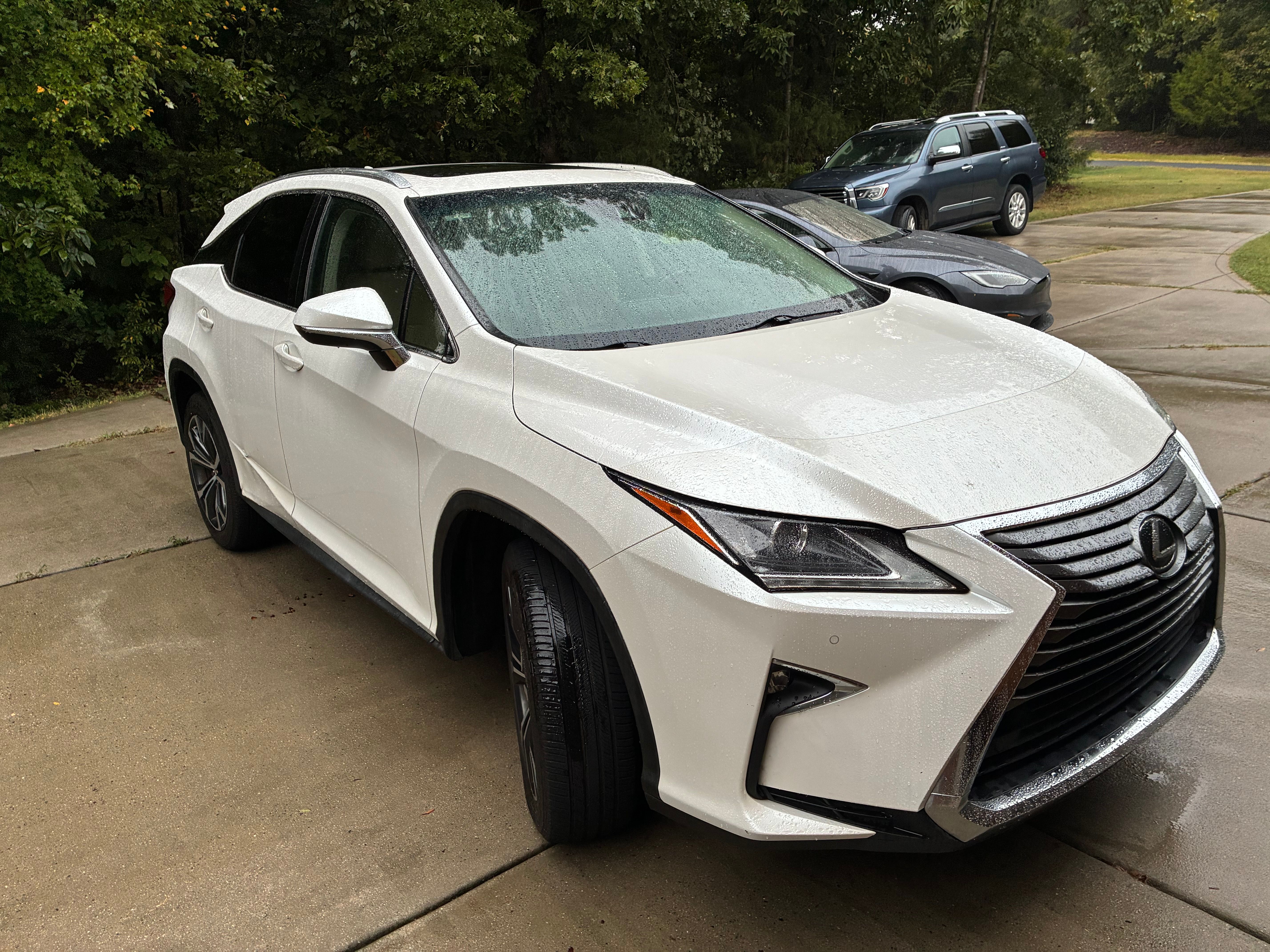 Used 2017 Lexus RX 350 AWD w/ Premium Package image 2