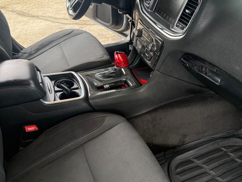 Used 2016 Dodge Charger R/T RWD image 20