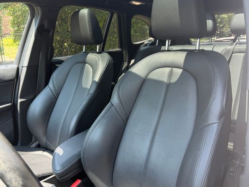 Used 2017 BMW X1 sDrive28i FWD image 12