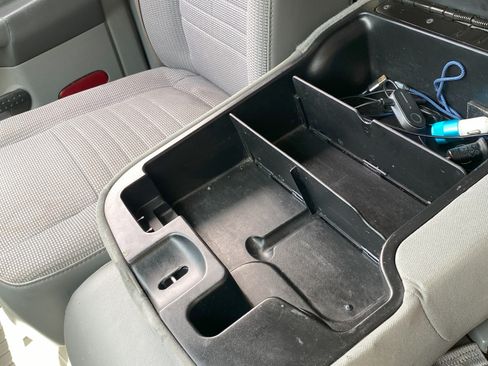 Used 2009 Dodge Ram 2500 Truck SXT image 16